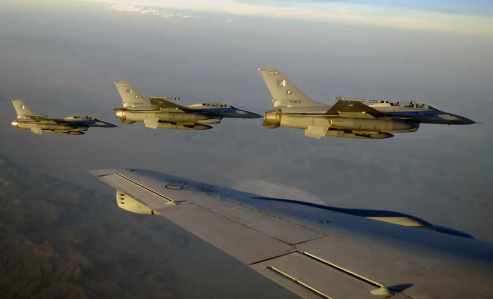 Pakistan Air Force F-16B fighters in flight during the US Air Force’s Red Flag exercise, July 2010